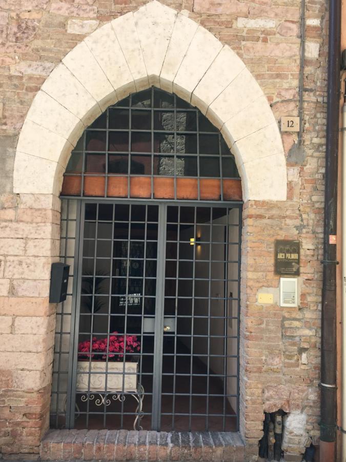 Affittacamere Arco Polinori Foligno Eksteriør billede