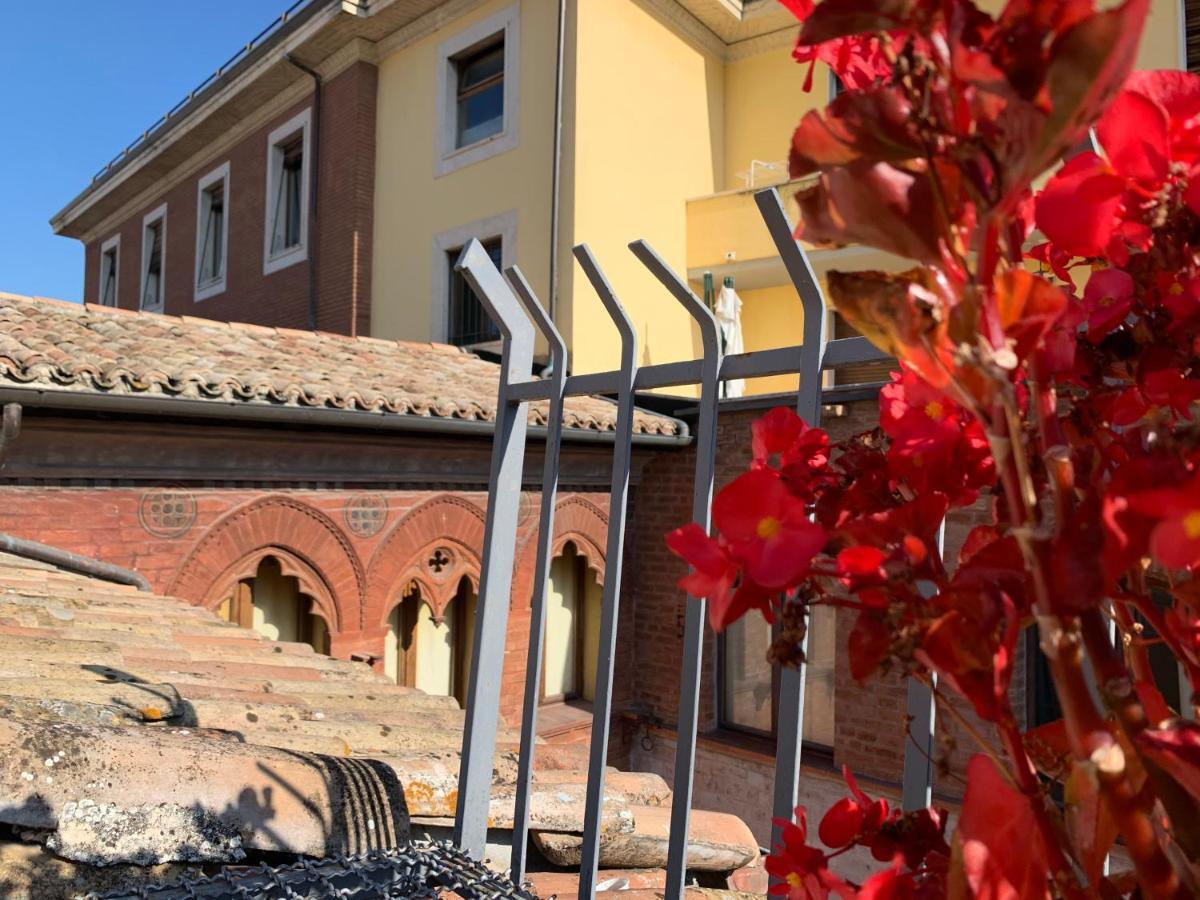 Affittacamere Arco Polinori Foligno Eksteriør billede